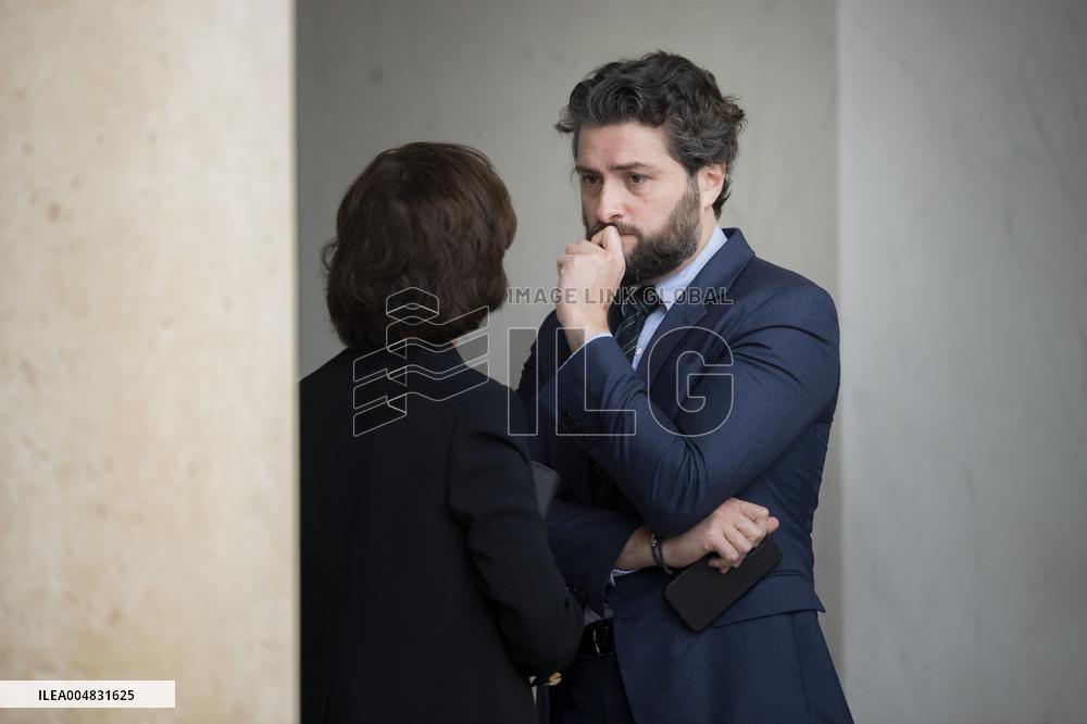 Weekly Cabinet Meeting - Paris