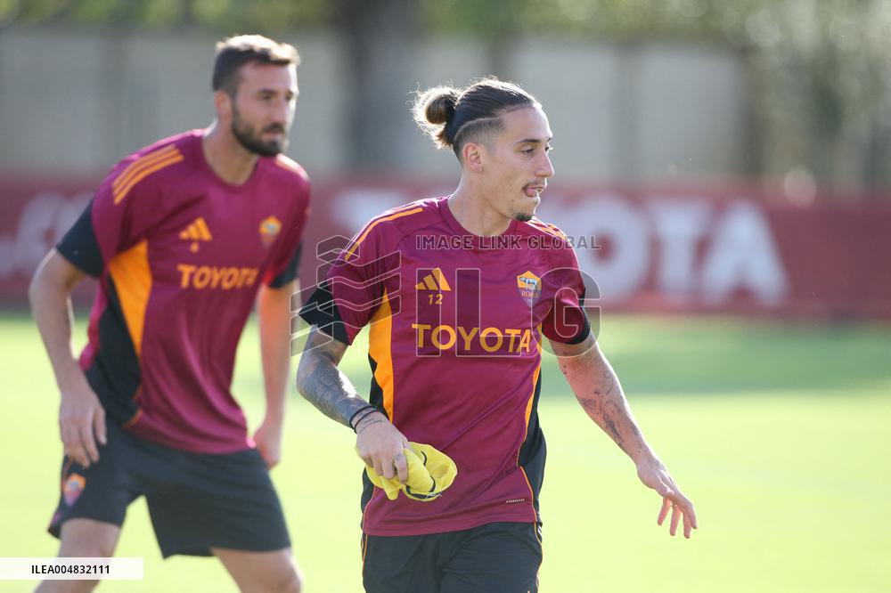 CALCIO - UEFA Europa League - AS Roma - Press Conference and Training