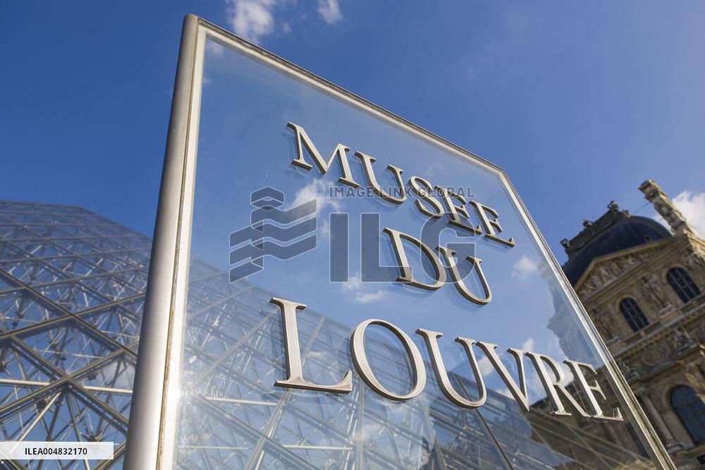 Illustration - Louvre - Paris