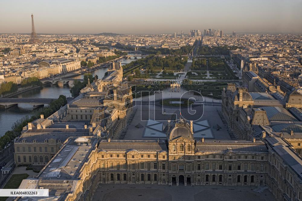 Illustration - Louvre - Paris