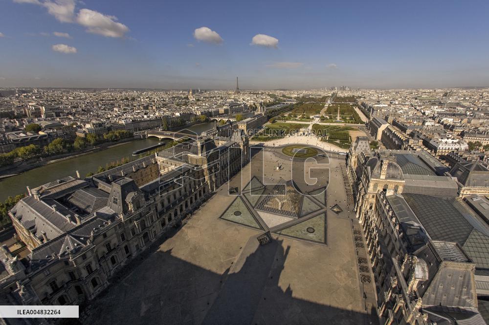 Illustration - Louvre - Paris