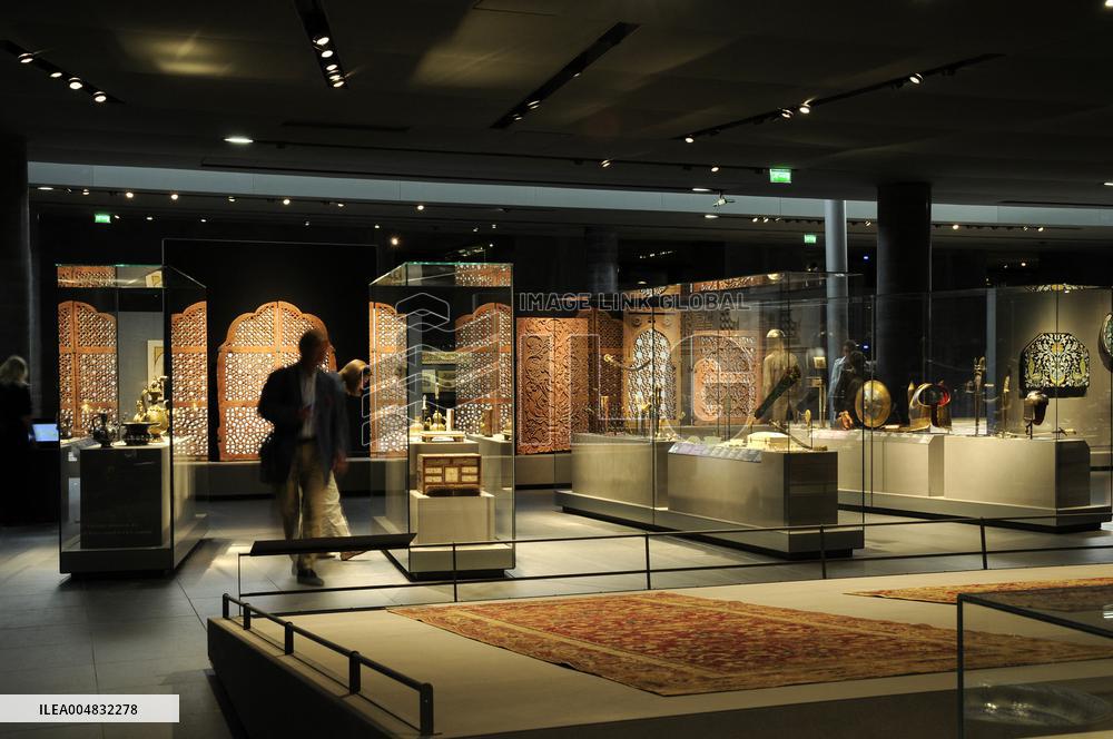 Illustration - Louvre - Paris