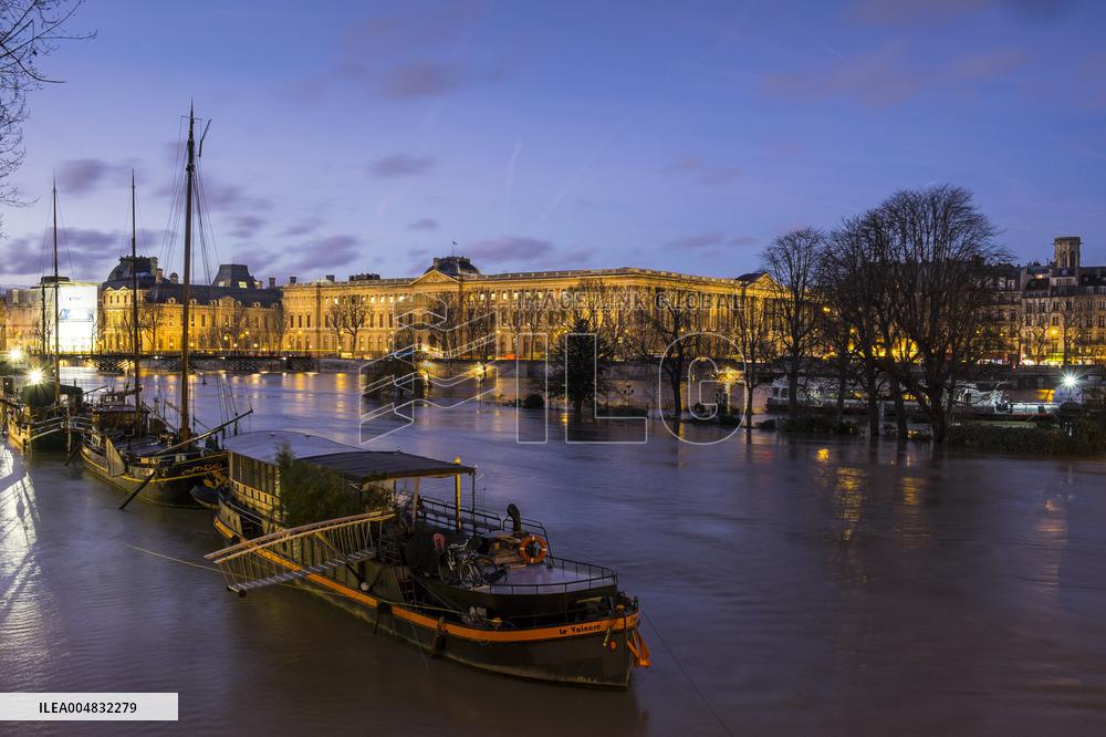 Illustration - Louvre - Paris