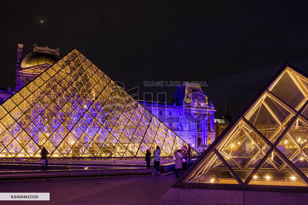 Illustration - Louvre - Paris