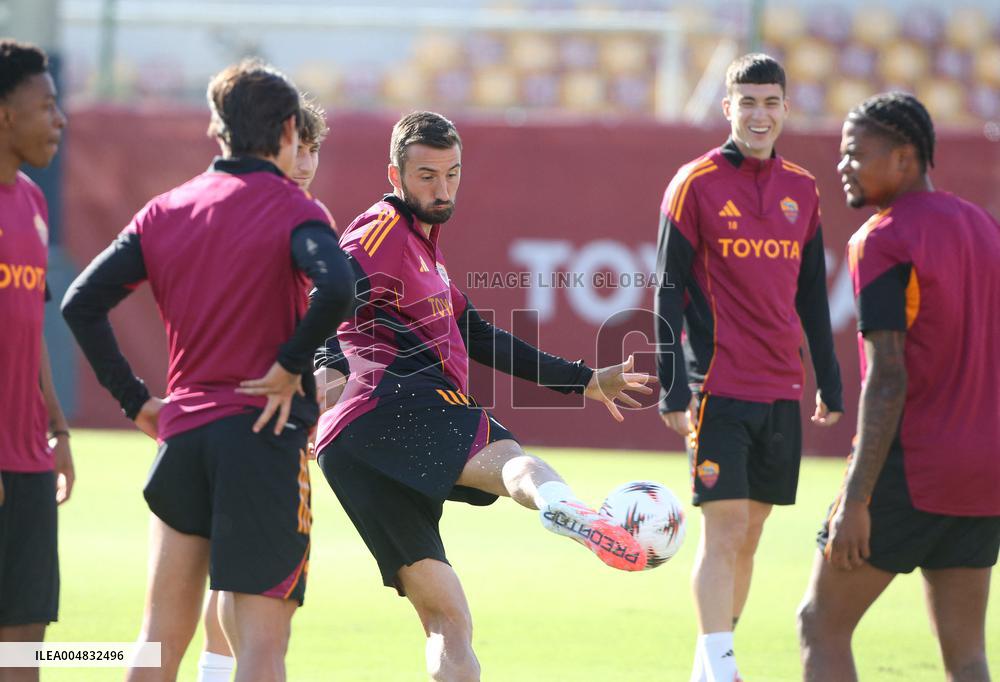 CALCIO - UEFA Europa League - AS Roma - Press Conference and Training