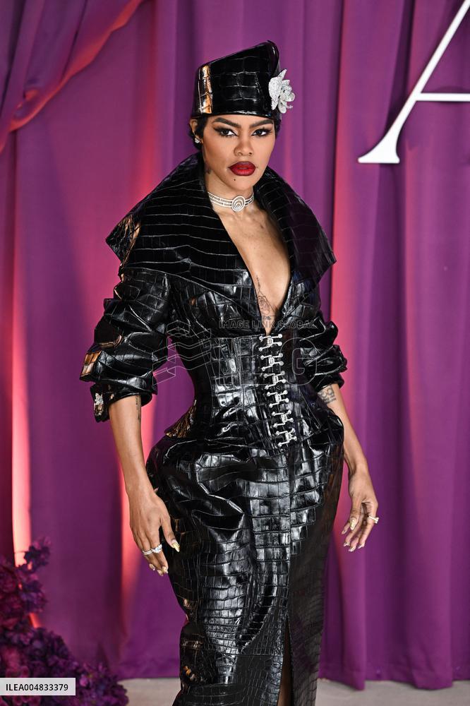 All s Fair Premiere - London