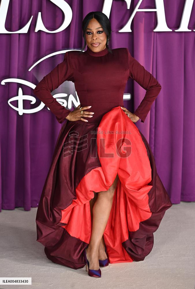 All s Fair Premiere - London