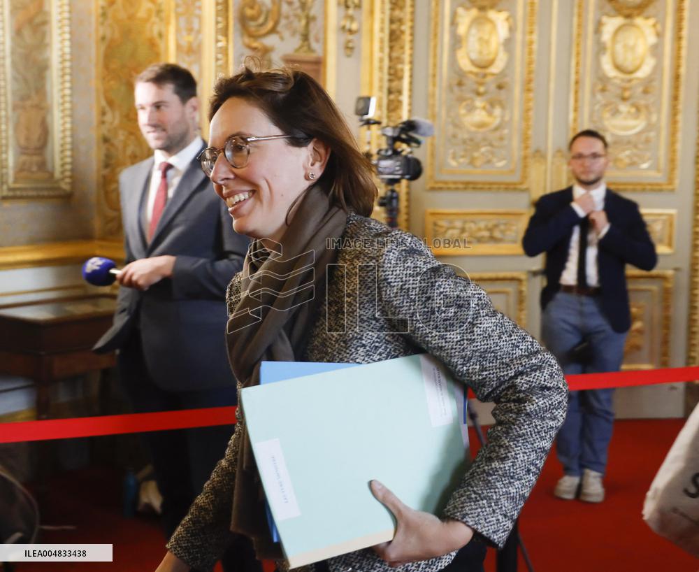 Senat questions actualit? au gouvernement.