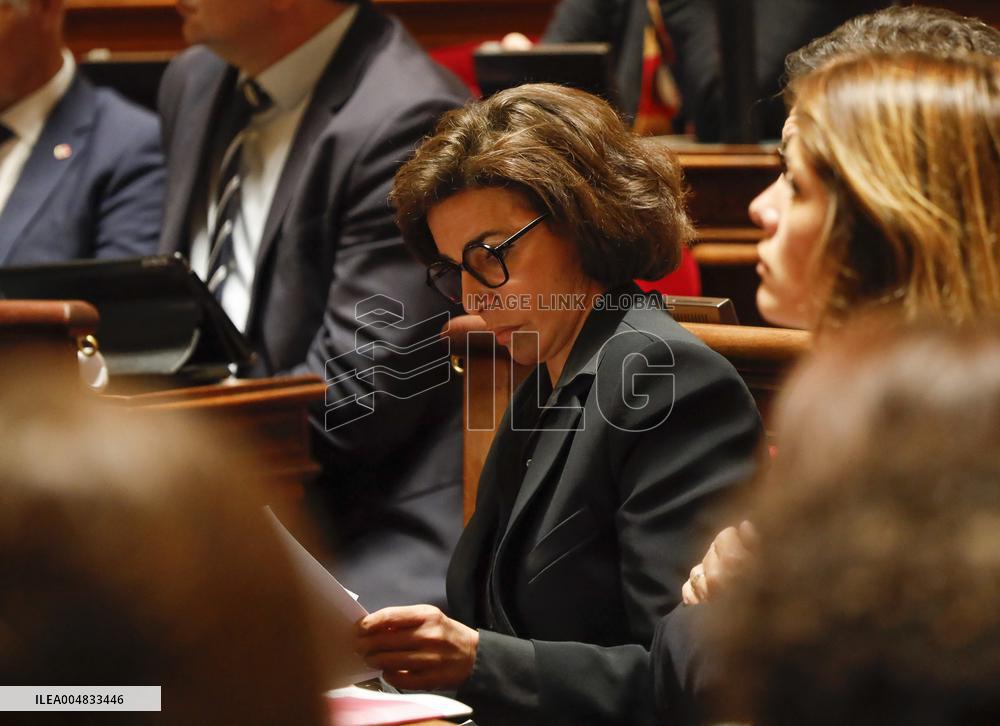 Senat questions actualit? au gouvernement.