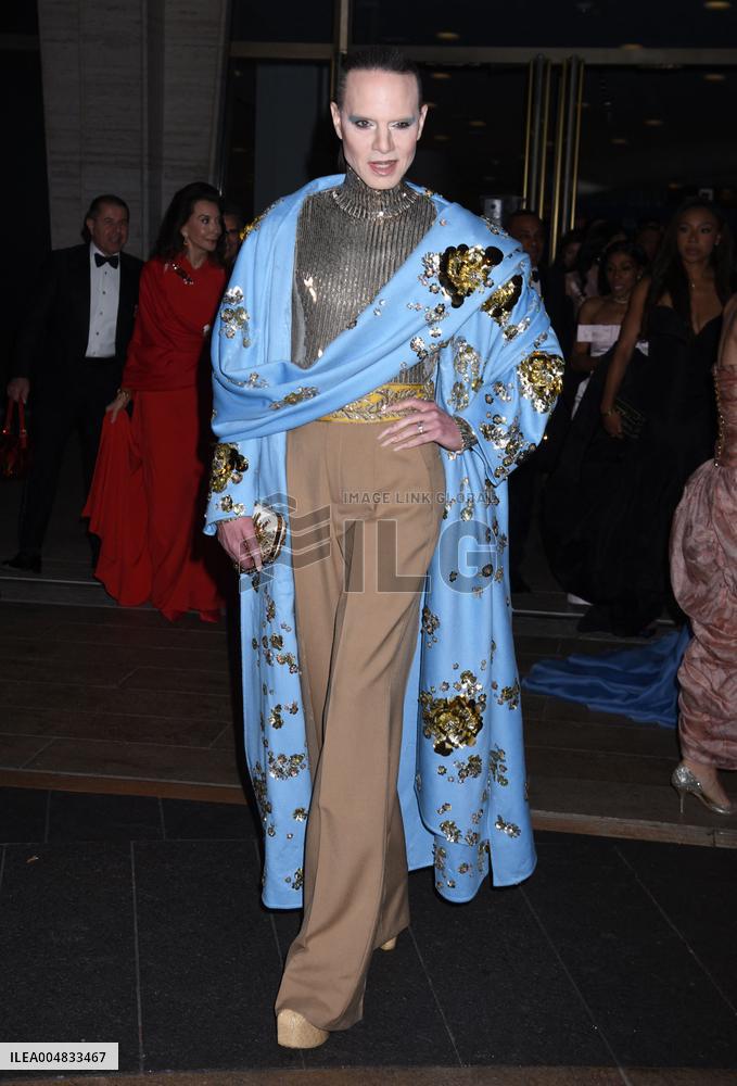 American Ballet Theatre Fall Gala Outside - NYC