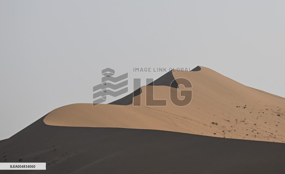 Badain Jaran Desert Illustrations - China