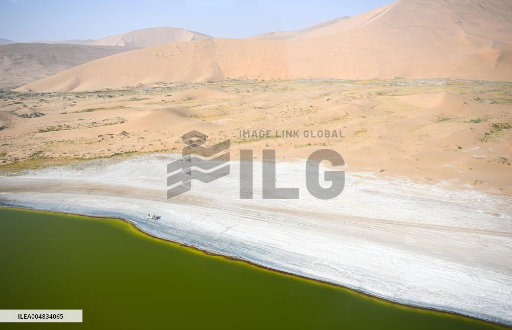 Badain Jaran Desert Illustrations - China