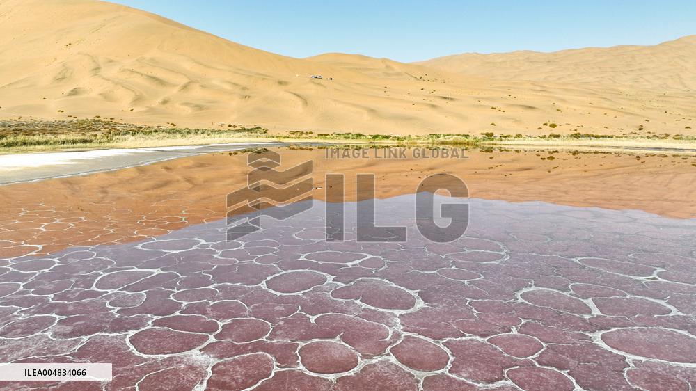 Badain Jaran Desert Illustrations - China