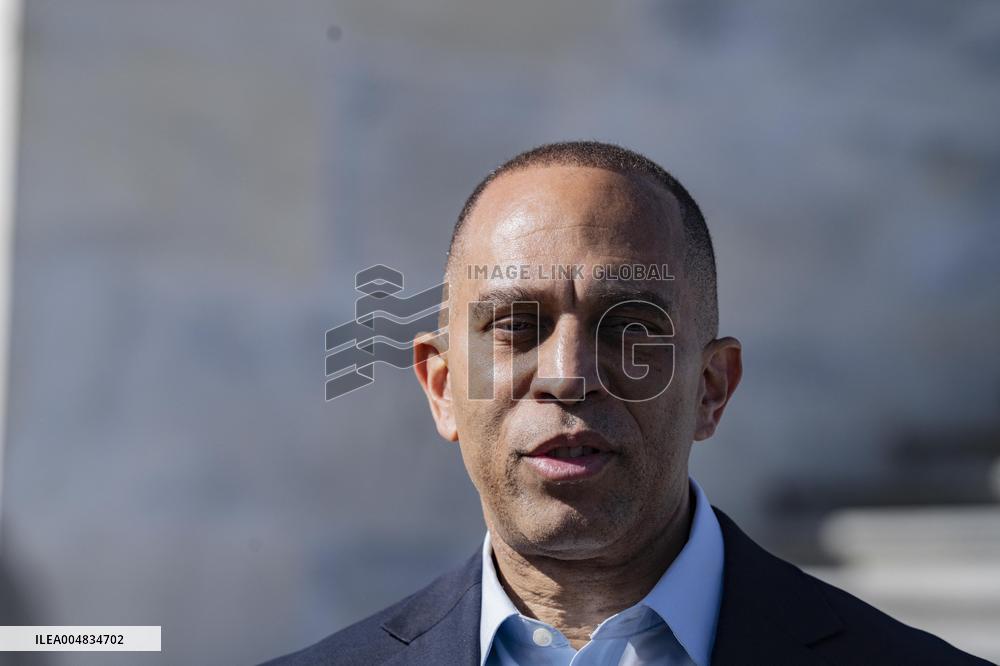 Leader Jeffries Press Conference