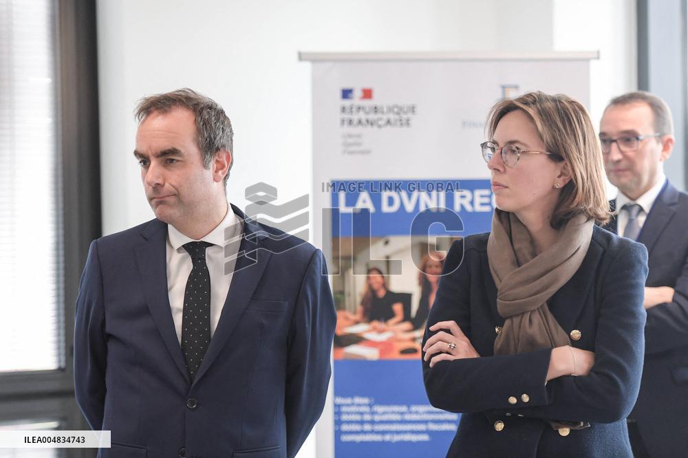 Sebastien Lecornu during a visit at DNEF and the National and DVNI - Romainville