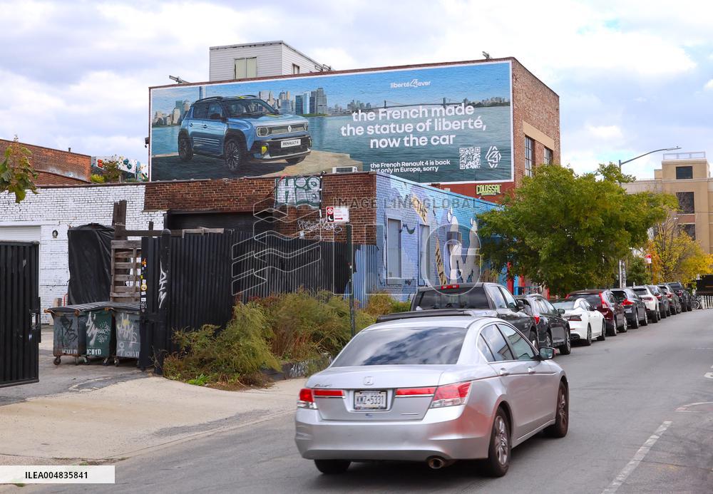 Renault 4 E Tech Advertising Wall in Brooklyn - NYC
