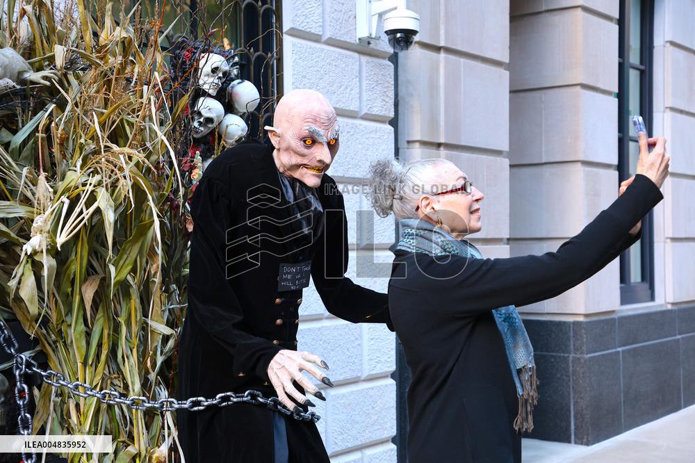 Halloween Decorations - NYC
