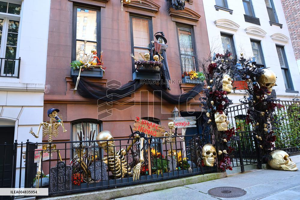 Halloween Decorations - NYC