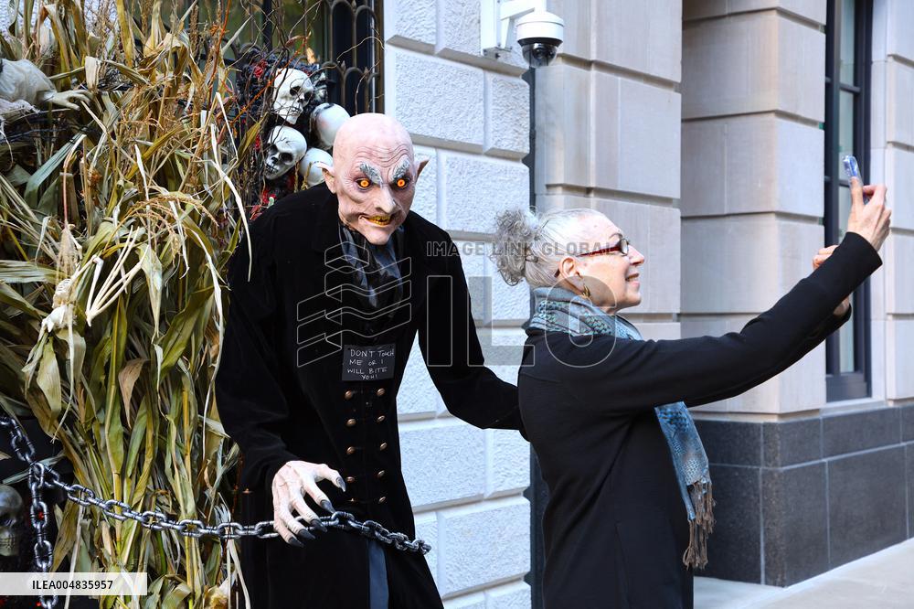 Halloween Decorations - NYC