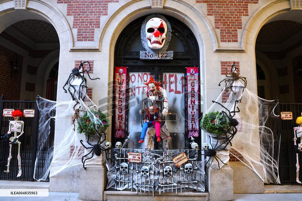 Halloween Decorations - NYC