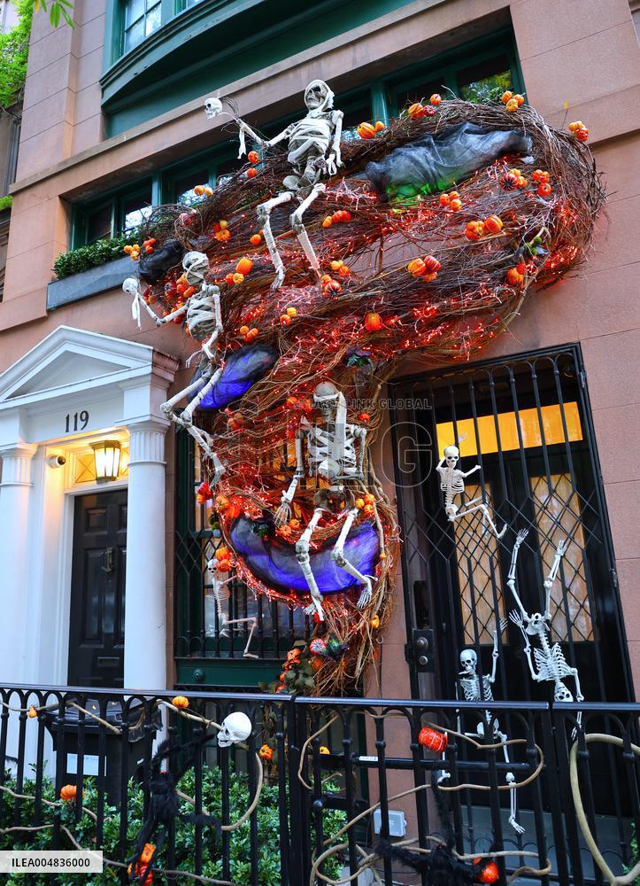 Halloween Decorations - NYC
