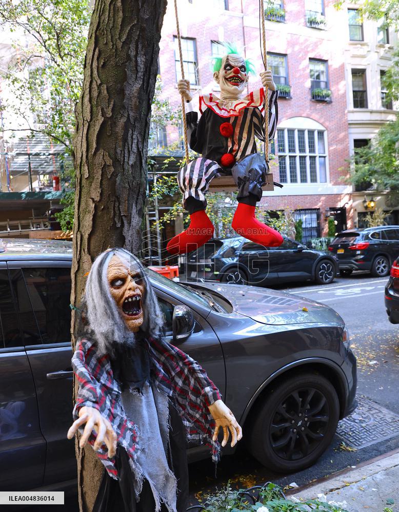 Halloween Decorations - NYC