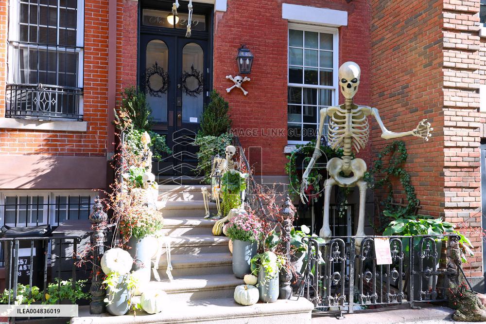 Halloween Decorations - NYC