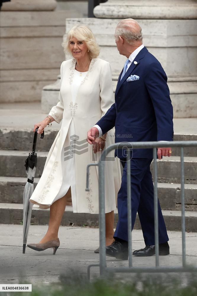 Religion: King Charles III of England and Queen Camilla leave St. Paul's Basilica