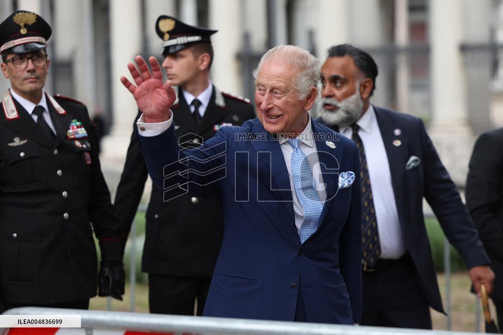 Religion: King Charles III of England and Queen Camilla leave St. Paul's Basilica