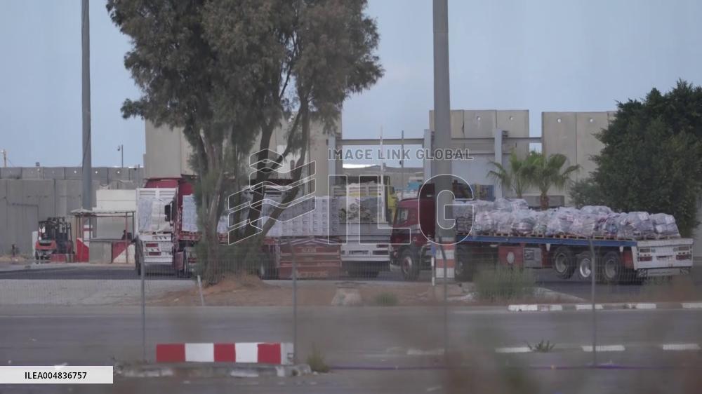 [Breaking News]Gaza-bound aid truck after ceasefire