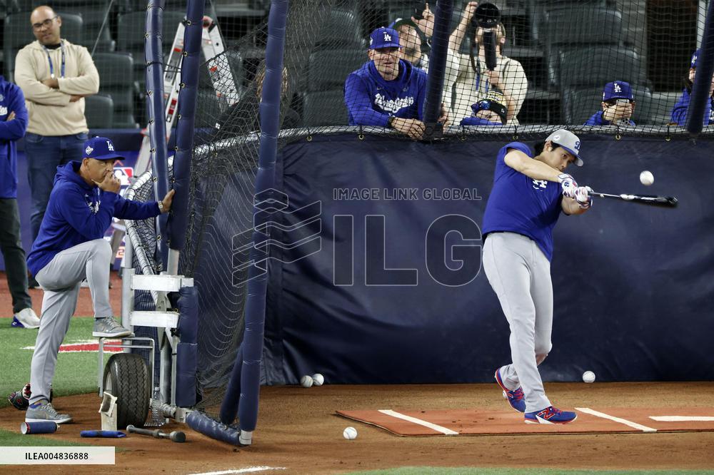 Baseball: Dodgers' Ohtani ahead of World Series