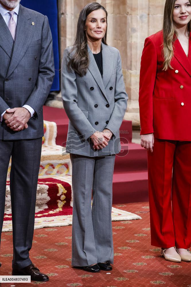 Royals Deliver Medal of Honor To Winners At Princess of Asturias Awards - Spain
