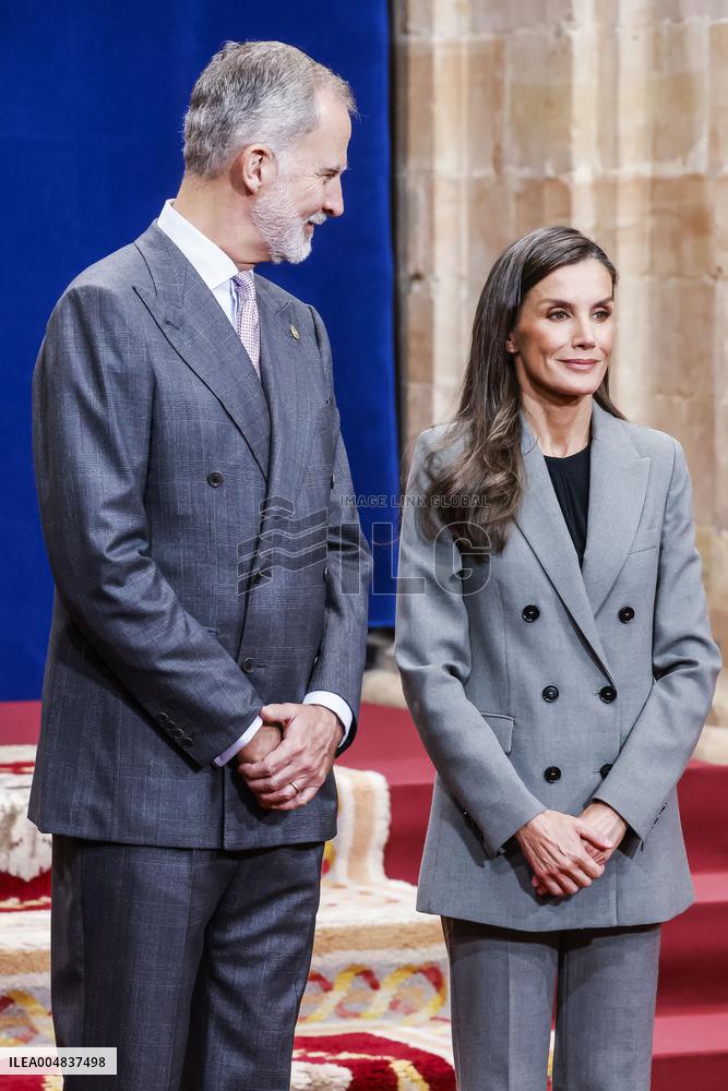 Royals Deliver Medal of Honor To Winners At Princess of Asturias Awards - Spain