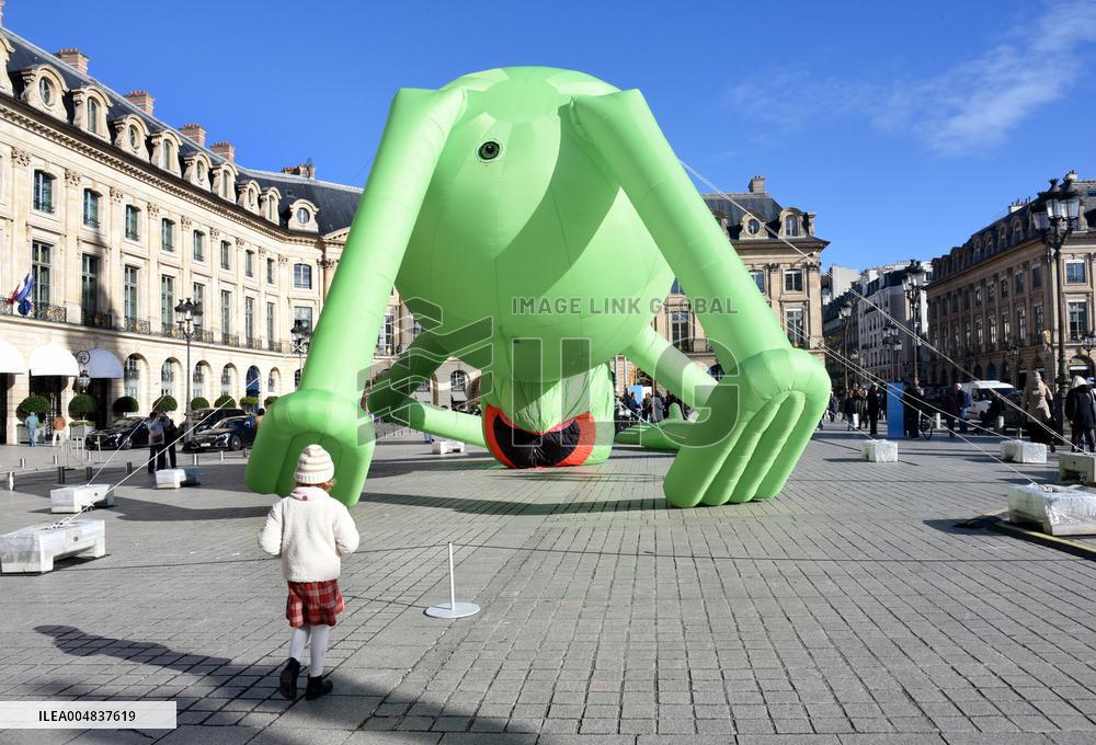 Giant Inflatable Kermit The Frog Installation - Paris
