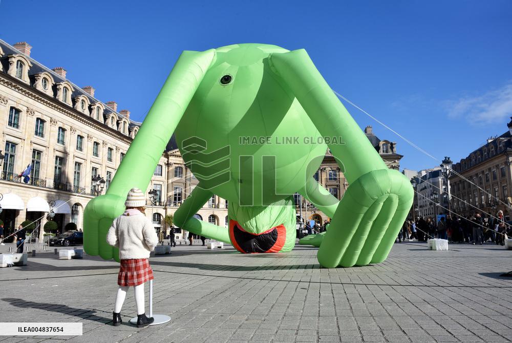 Giant Inflatable Kermit The Frog Installation - Paris
