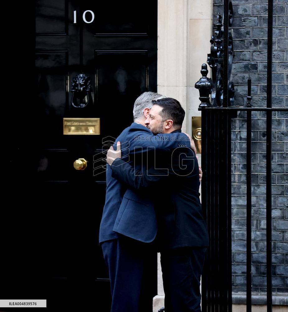 PM Keir Starmer Welcomes President Volodymyr Zelensky For Meeting Of Coalition of the Willing Allies - Londo