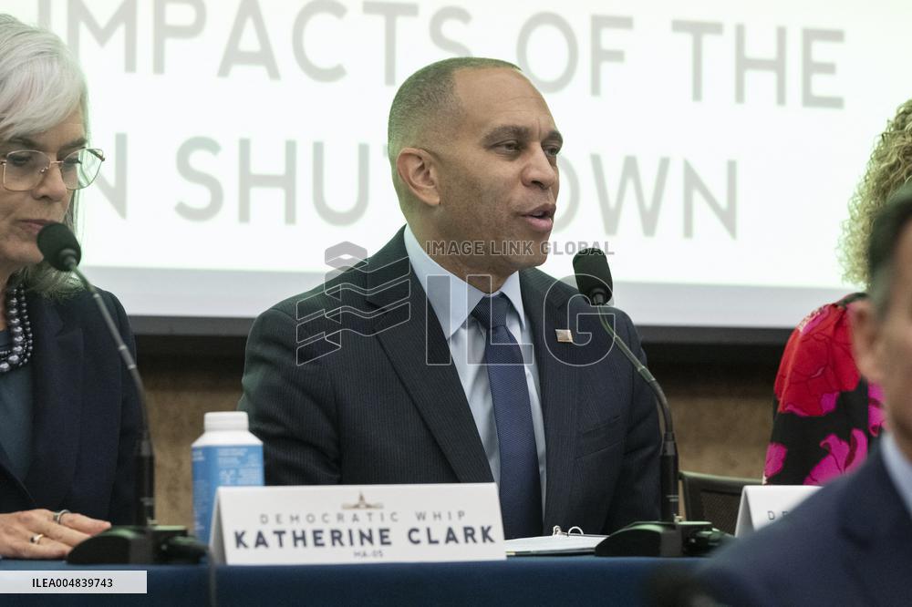 Democratic leadership, steering & policy committee hold hearing on the impacts of the republican shutdown