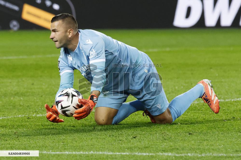 Paris FC v Nantes Match - Paris