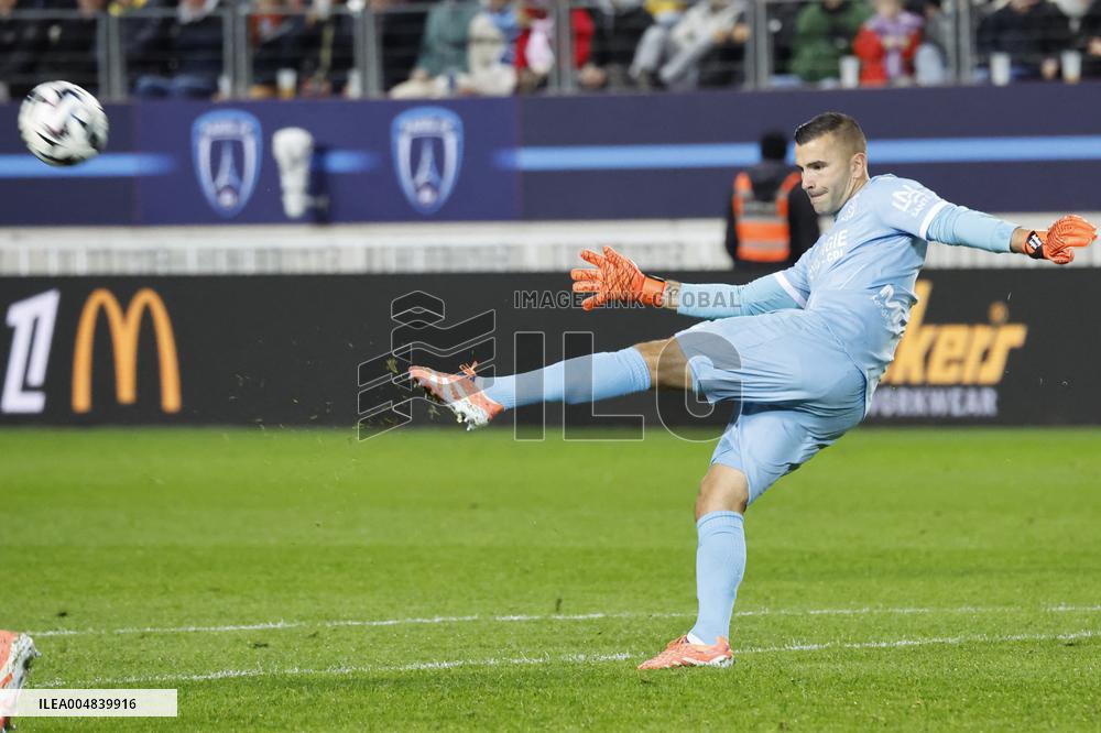 Paris FC v Nantes Match - Paris