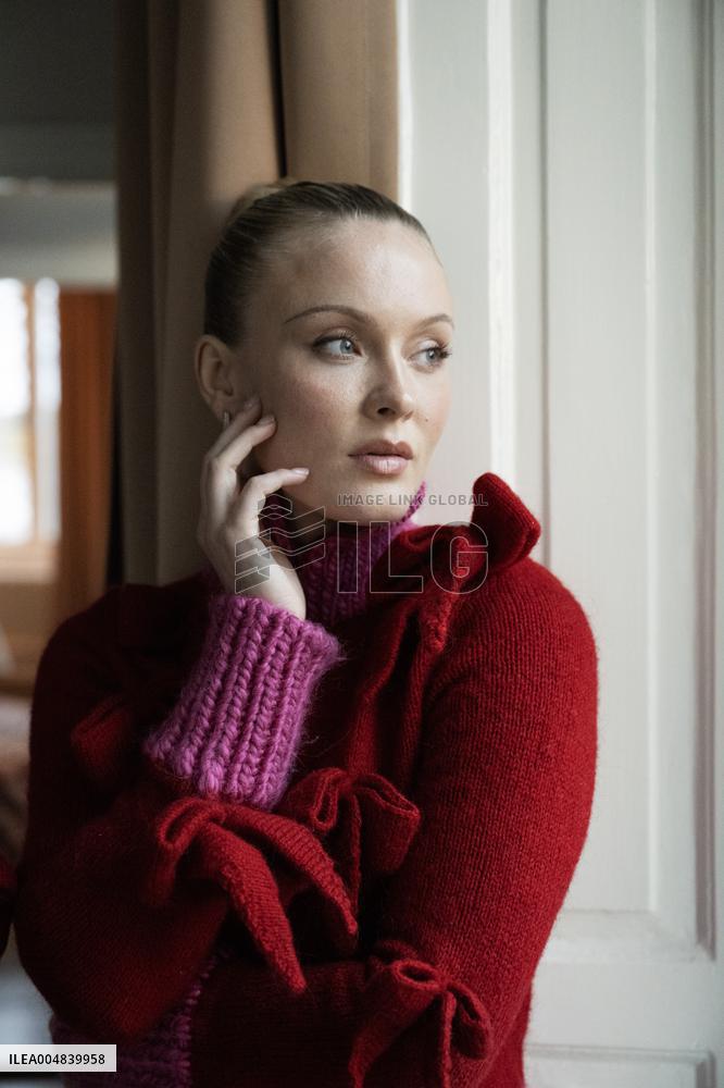 ZARA LARSON