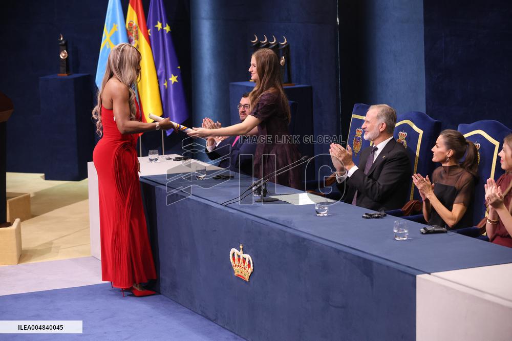 Royals At Princess of Asturias Awards - Spain