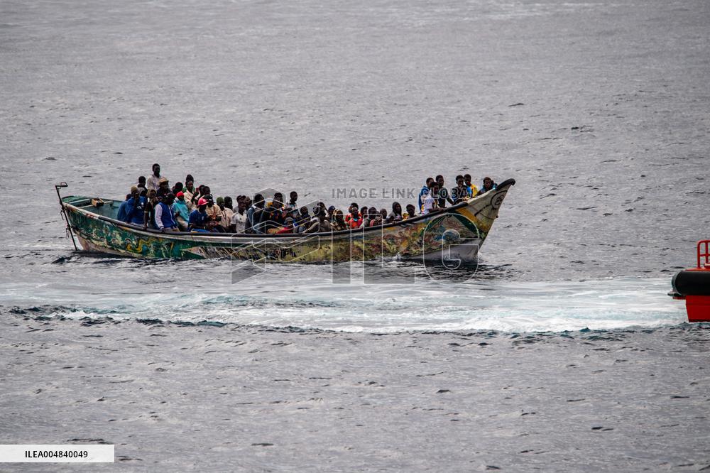 A Cayuco With 73 Migrants Arrive At El Hierro - Spain