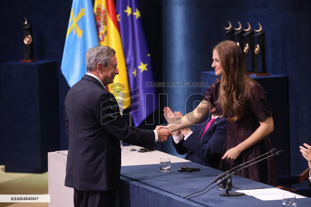 Royals At Princess of Asturias Awards - Spain