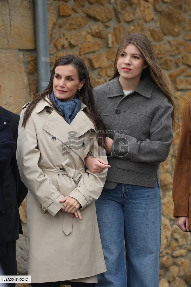 Royals Visit Valdesoto, Exemplary Town of Asturias Award 2025 - Spain