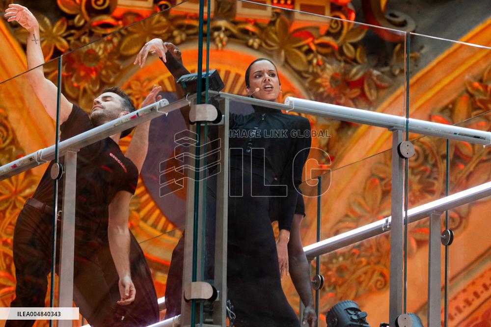 Shym Showcase At Galeries Lafayette