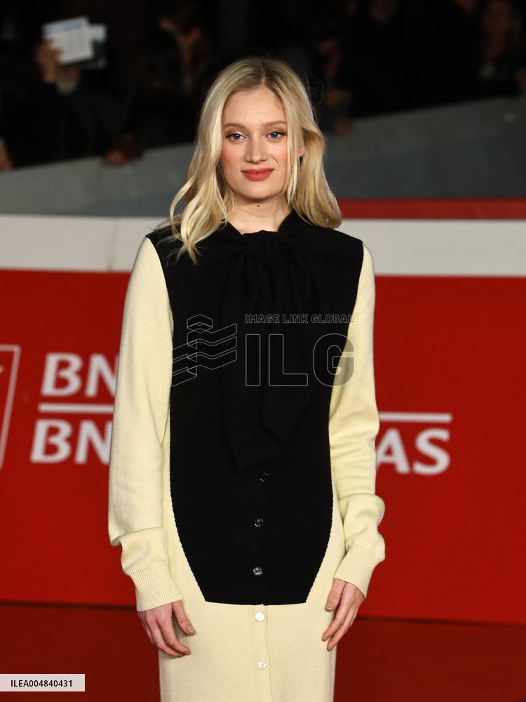 RFF - "Deux Pianos" Red Carpet