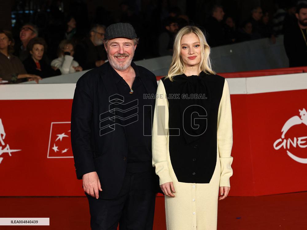 RFF - "Deux Pianos" Red Carpet