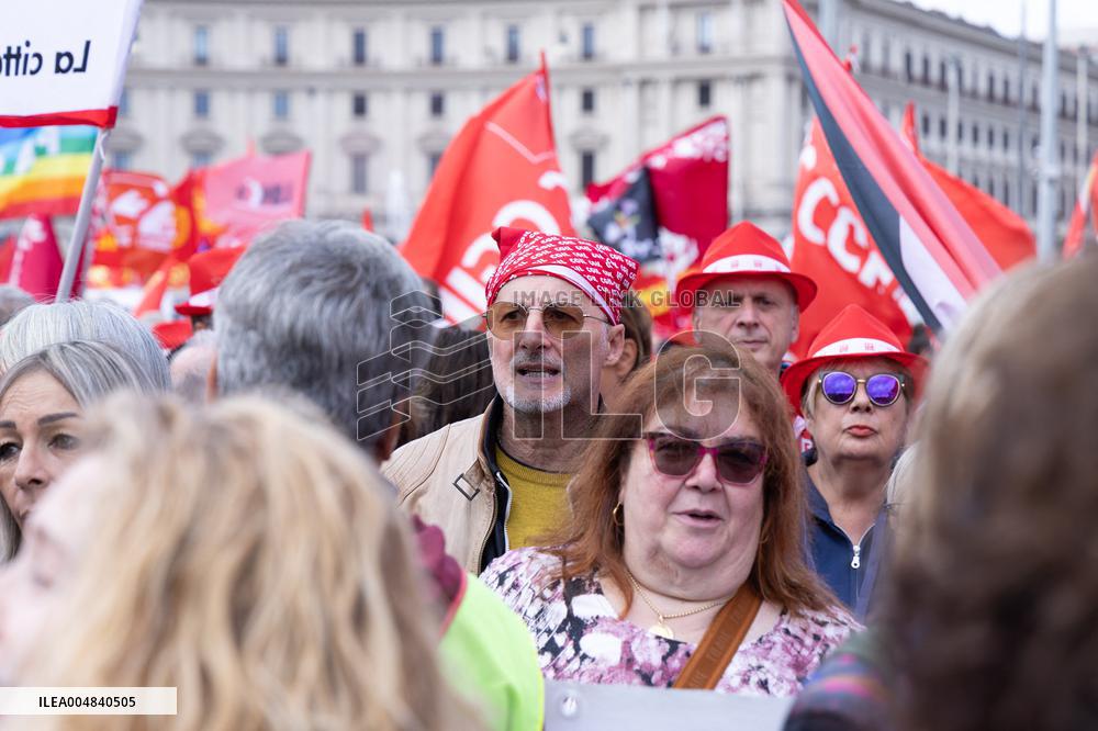 "Democracy at Work" Demonstration - Rome