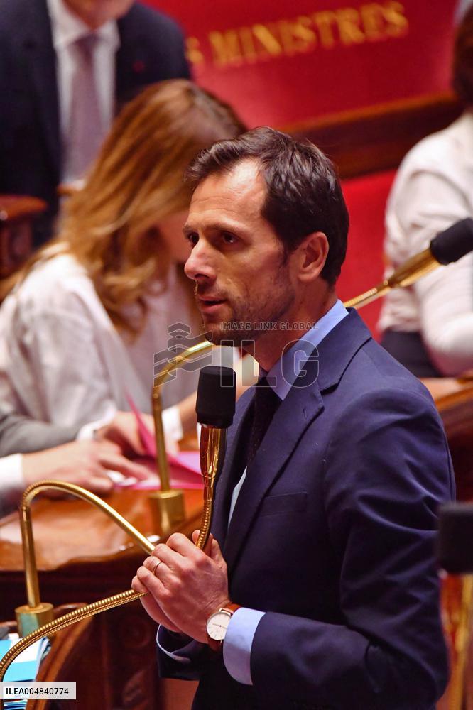 Questions To the Government - Paris