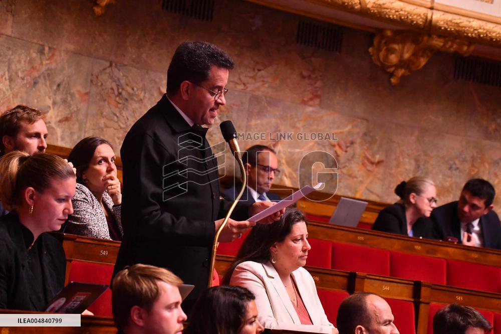 Questions To the Government - Paris